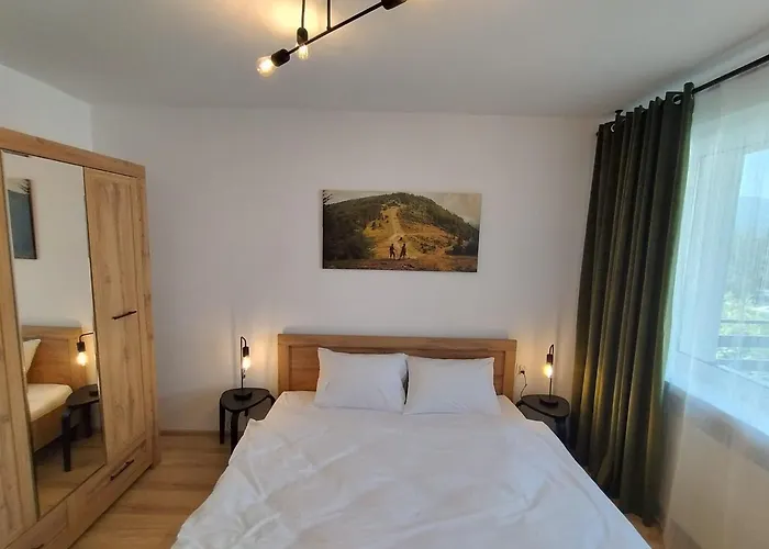 Słoneczne Wzgórze Villa *