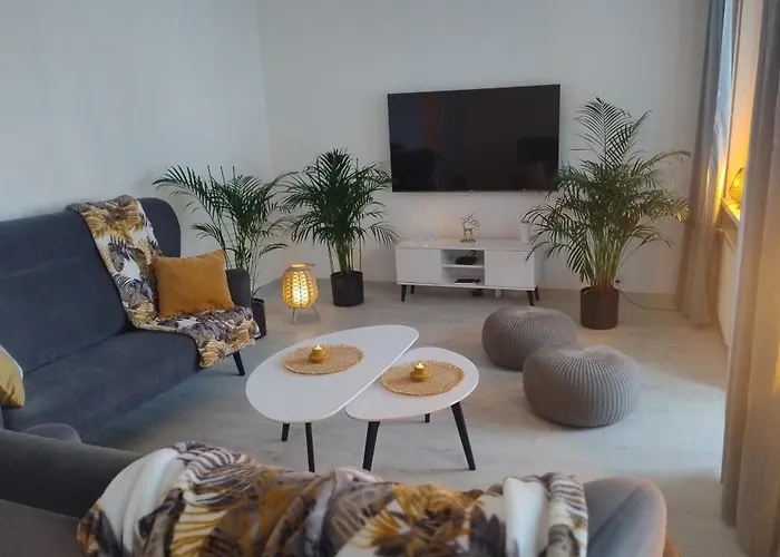 Sloneczne Wzgorze * אוסטראון