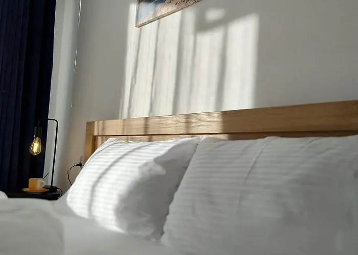 Sloneczne Wzgorze * אוסטראון